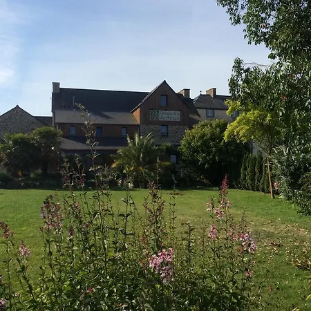 מלון Domaine De La Barbinais